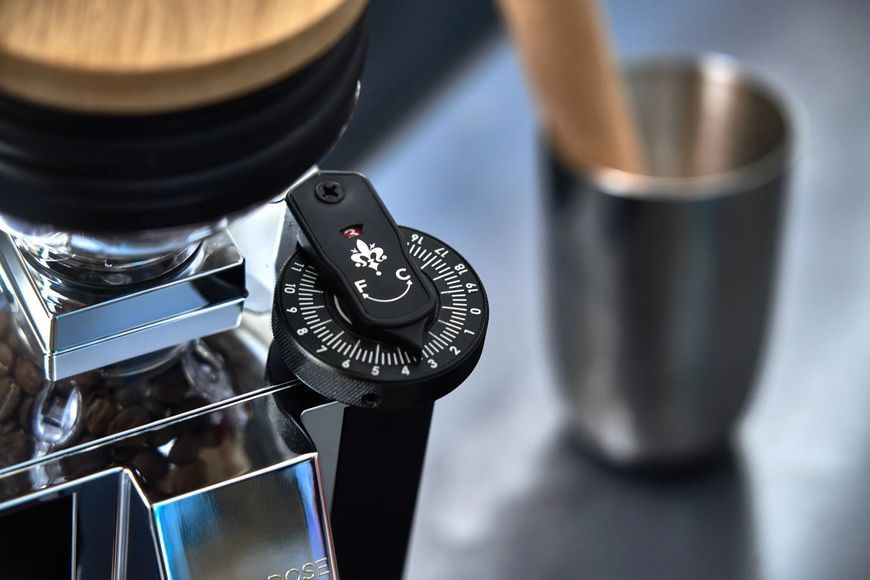 Кавомолка Eureka Mignon Single Dose Pro Matt Black - 16CR EMSDPMB фото