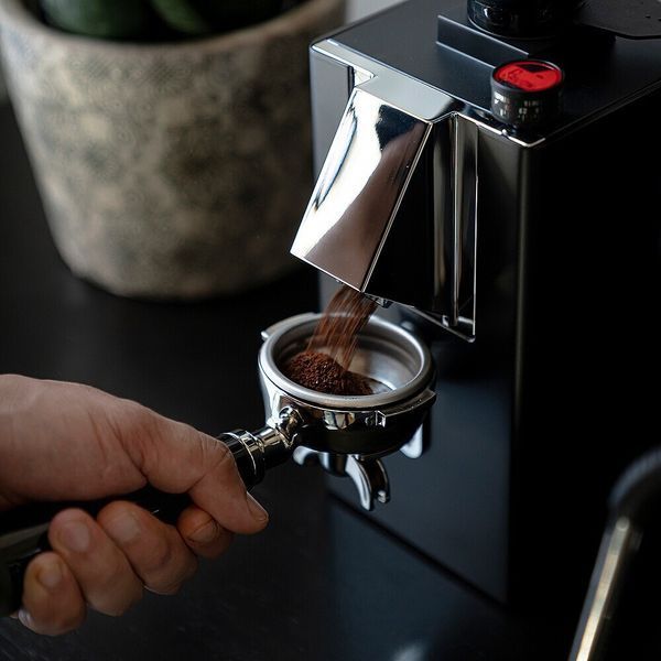 Кофемолка La Pavoni Kube Mill BLACK LPGKBN02EU фото